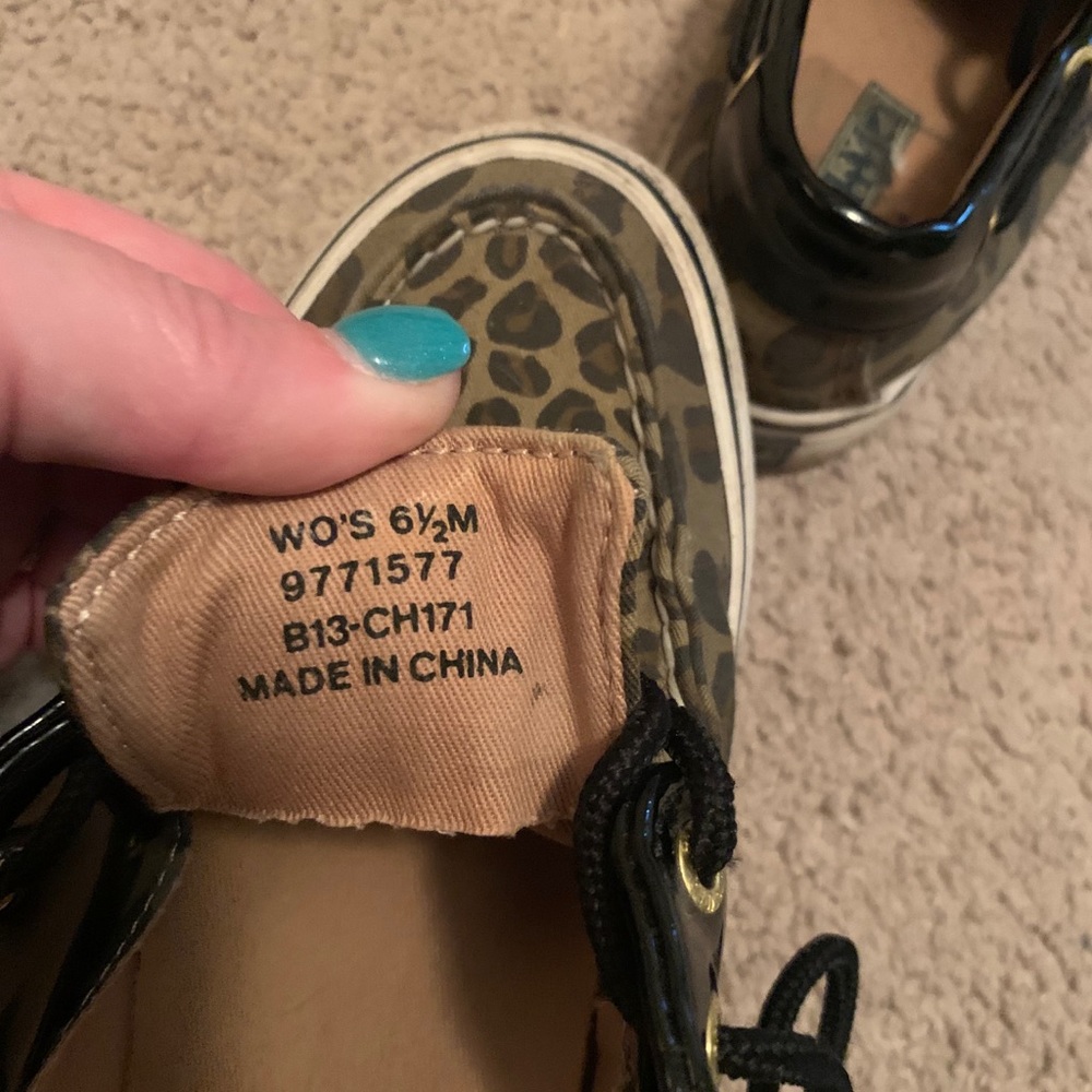 Sperry leopard shoes - Picture 5 of 5